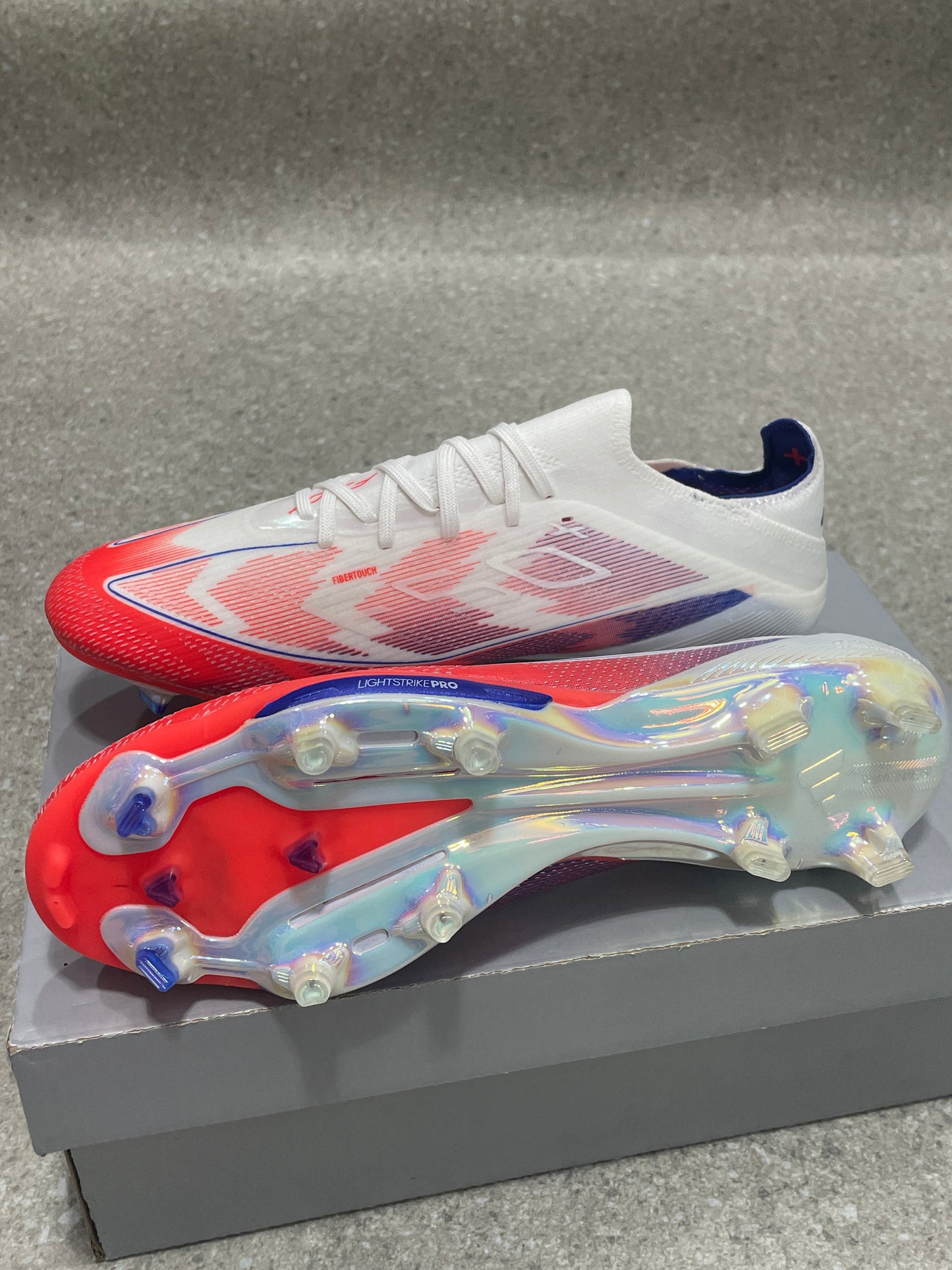 Adidas F50 +  🎁