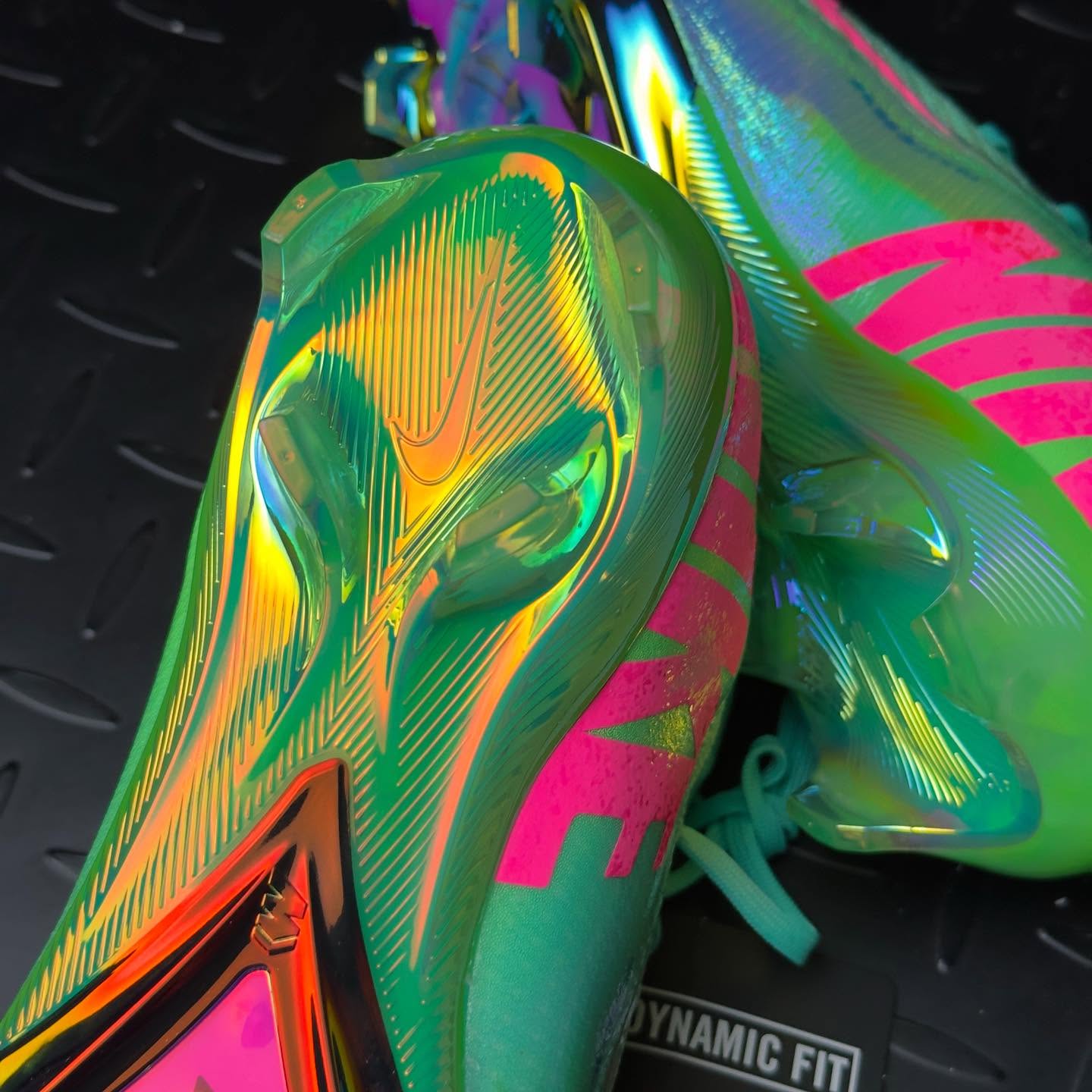NIKE COSMIC SPEED SUPERFLY 10