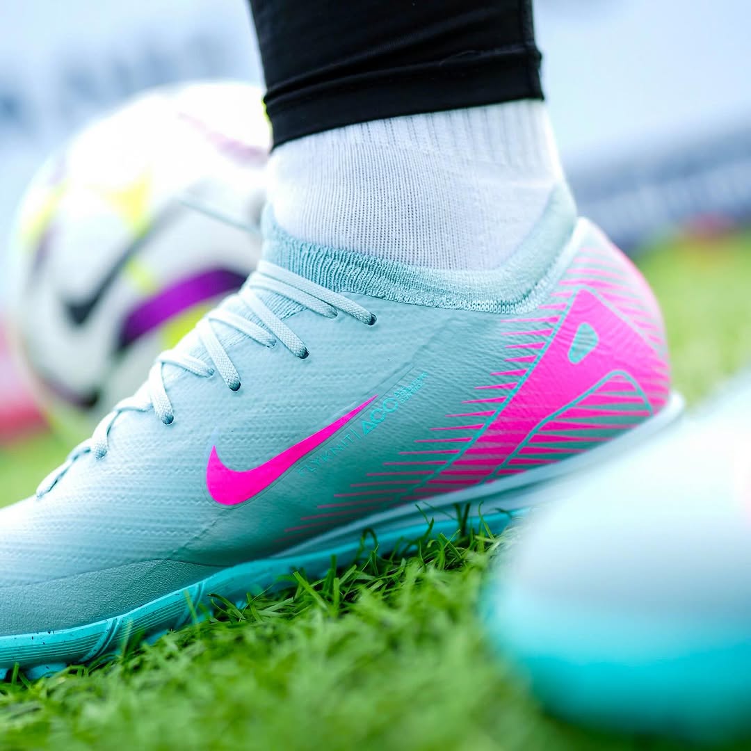 VAPOR 16 AIRZOOM